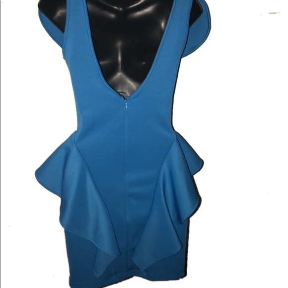 Figure drone peplum dress - Picture 3 of 3